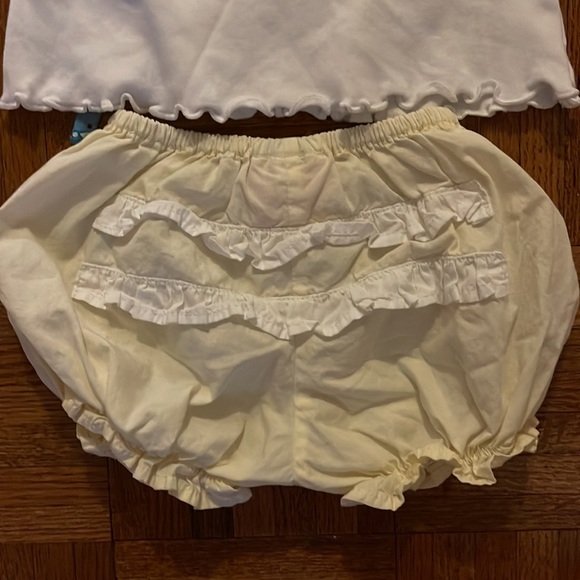 Frumpy Rumps 9 months matching set. Butterfly embroidery top ruffle diaper cover - Picture 3 of 7